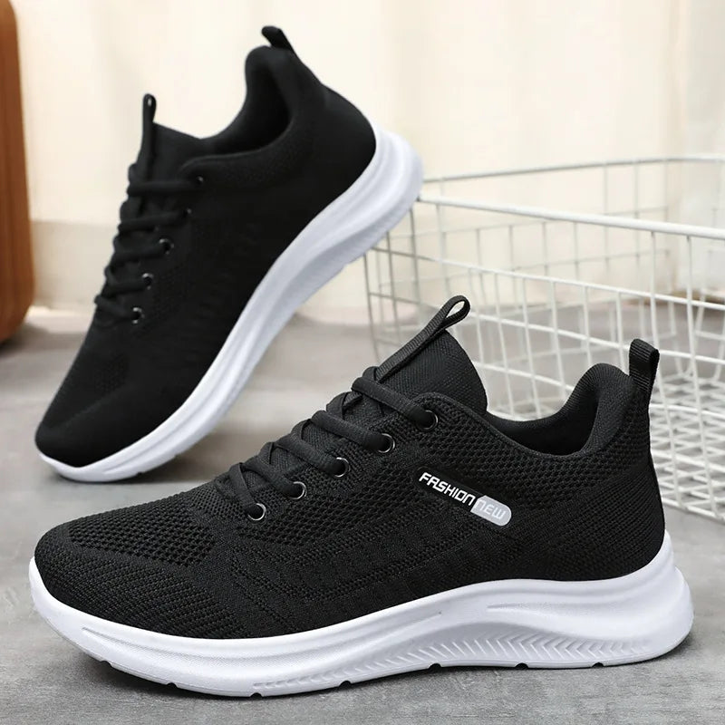 Zapatillas deportivas nuevas para hombre para caminar.